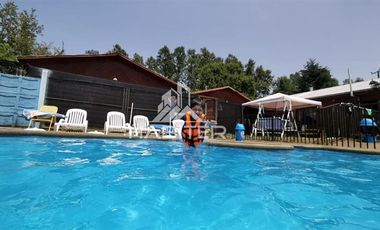 Hotel en Venta en COD34779 Complejo de 6 cabañas funcionando y con clientes en Lican Ray