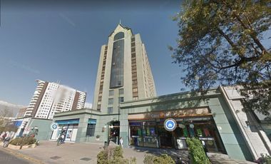 Se vende oficina con estacionamiento Metro Ñuñoa