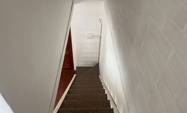 SE ARRIENDA CASA PARA USO HABITACIONAL O COMERCIAL