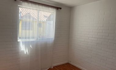 SE ARRIENDA CASA PARA USO HABITACIONAL O COMERCIAL