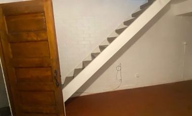 SE ARRIENDA CASA PARA USO HABITACIONAL O COMERCIAL