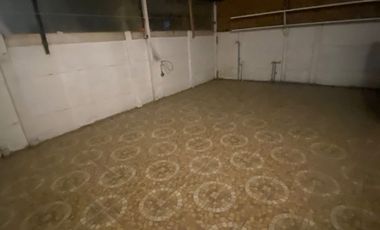 SE ARRIENDA CASA PARA USO HABITACIONAL O COMERCIAL