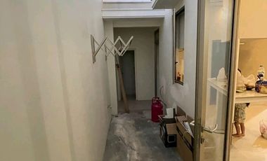 dijual rumah Greenland menganti