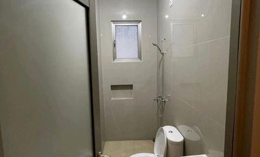 dijual rumah Greenland menganti