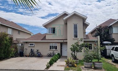 Casa en Venta en ESTANCIA DE LIRAY - CONDOMINIO LOS ALERCES - COLINA