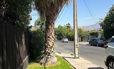 Casa en Venta en LAURA DE NOVES/AVDA. LAS CONDES