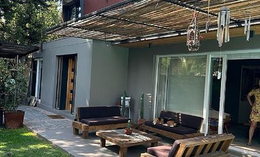 Casa en Venta en LAURA DE NOVES/AVDA. LAS CONDES