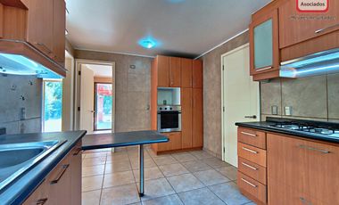 Amplio terreno! casa con comodos ambientes