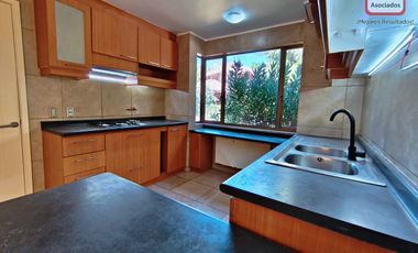 Amplio terreno! casa con comodos ambientes