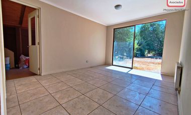 Amplio terreno! casa con comodos ambientes