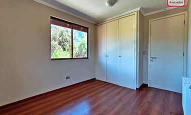 Amplio terreno! casa con comodos ambientes