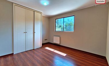 Amplio terreno! casa con comodos ambientes