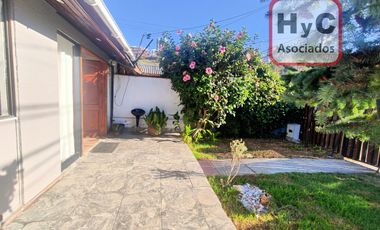 Hermosa casa en centro de Reñaca; Cuidad y descanso.