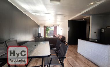 Hermosa casa en centro de Reñaca; Cuidad y descanso.