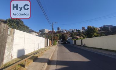 Hermosa casa en centro de Reñaca; Cuidad y descanso.