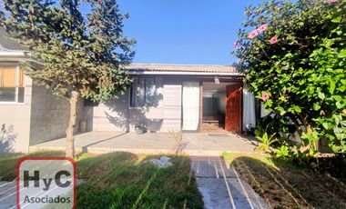 Hermosa casa en centro de Reñaca; Cuidad y descanso.