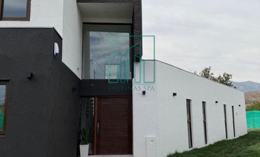 Casa en Venta en CHACABUCO