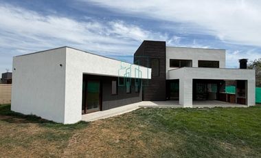 Casa en Venta en CHACABUCO