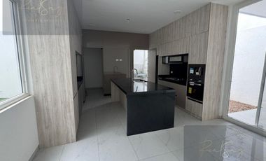 Casa en condominio - Fraccionamiento Arroyo El Molino