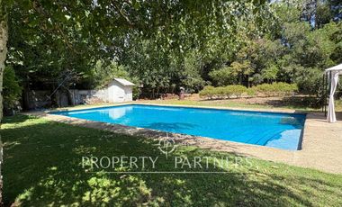 Parcela con casa y piscina en Patagual