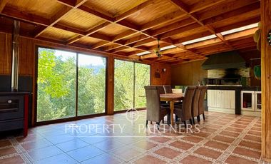 Parcela con casa y piscina en Patagual