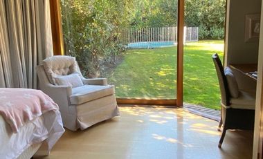 Casa en muy buen estado en el plano de Santa María de Manquehue