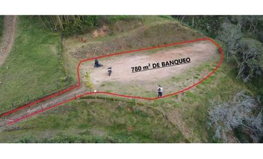 LOTE CON EXPLANACIÓN PARA CONSTRUIR EN SAN VICENTE FERRER