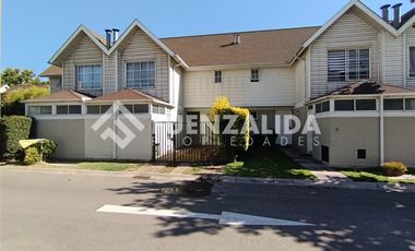 Casa en Arriendo en Carlos Walker Martinez