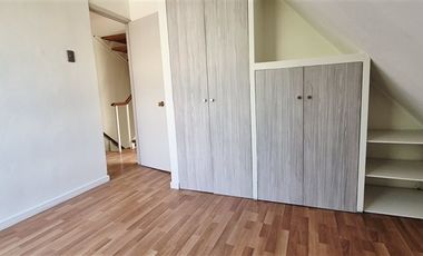 Casa en Venta en Mall Plaza Los Domínicos- Metro Los Domínicos