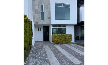 Casa en Venta en Fracc. Lomas de Zayavedra, Cuautlancingo, Puebla