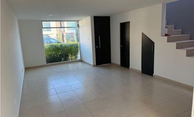 Casa en Venta en Fracc. Lomas de Zayavedra, Cuautlancingo, Puebla