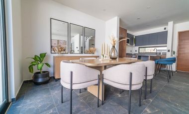 Casa nueva de 3 recámaras en Real de Valdepeñas, Zapopan