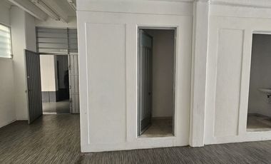 Bodega de 220m2 en condominio por Palacio de los Deportes