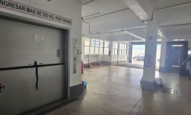 Bodega de 220m2 en condominio por Palacio de los Deportes