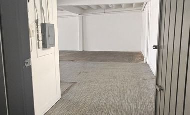 Bodega de 220m2 en condominio por Palacio de los Deportes