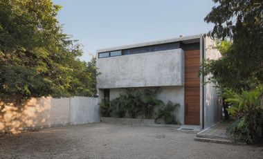 CASA TIPO LOFT AMUEBLADA EN KOMCHEN