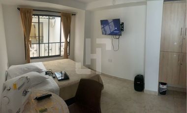 VENDO HOSTAL EN EL CENTRO (AMOBLADO)