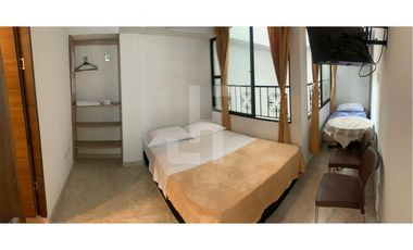 VENDO HOSTAL EN EL CENTRO (AMOBLADO)