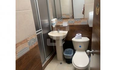 VENDO HOSTAL EN EL CENTRO (AMOBLADO)