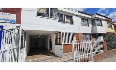 CASA COMERCIAL EN ARRIENDO, BARRIO SAN CARLOS ZIPAQUIR