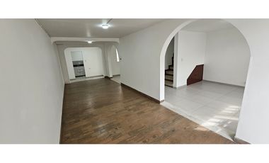 CASA COMERCIAL EN ARRIENDO, BARRIO SAN CARLOS ZIPAQUIR