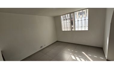 CASA COMERCIAL EN ARRIENDO, BARRIO SAN CARLOS ZIPAQUIR