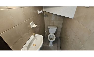 CASA COMERCIAL EN ARRIENDO, BARRIO SAN CARLOS ZIPAQUIR