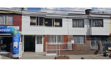 CASA COMERCIAL EN ARRIENDO, BARRIO SAN CARLOS ZIPAQUIR