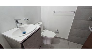 CASA COMERCIAL EN ARRIENDO, BARRIO SAN CARLOS ZIPAQUIR