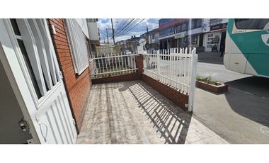 CASA COMERCIAL EN ARRIENDO, BARRIO SAN CARLOS ZIPAQUIR