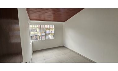 CASA COMERCIAL EN ARRIENDO, BARRIO SAN CARLOS ZIPAQUIR