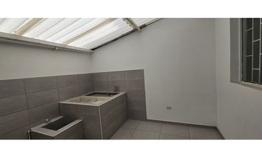 CASA COMERCIAL EN ARRIENDO, BARRIO SAN CARLOS ZIPAQUIR