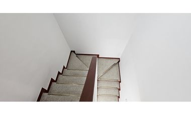 CASA COMERCIAL EN ARRIENDO, BARRIO SAN CARLOS ZIPAQUIR