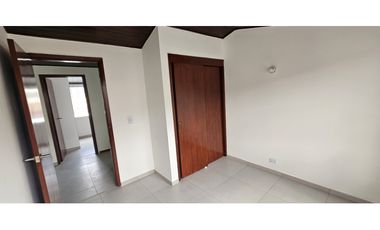 CASA COMERCIAL EN ARRIENDO, BARRIO SAN CARLOS ZIPAQUIR